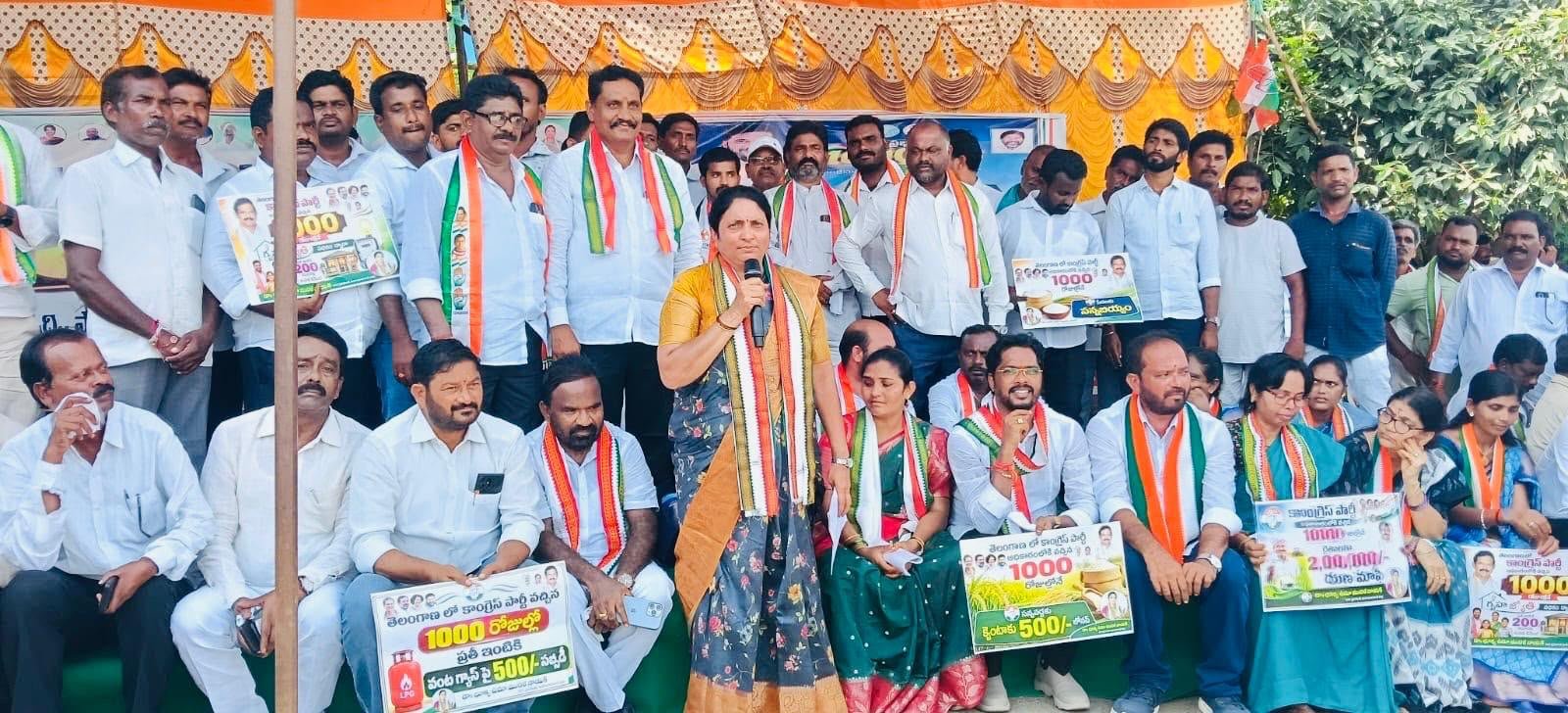మహబూబాబాద్‌లో వెయ్యి రోజుల విజయోత్సవం