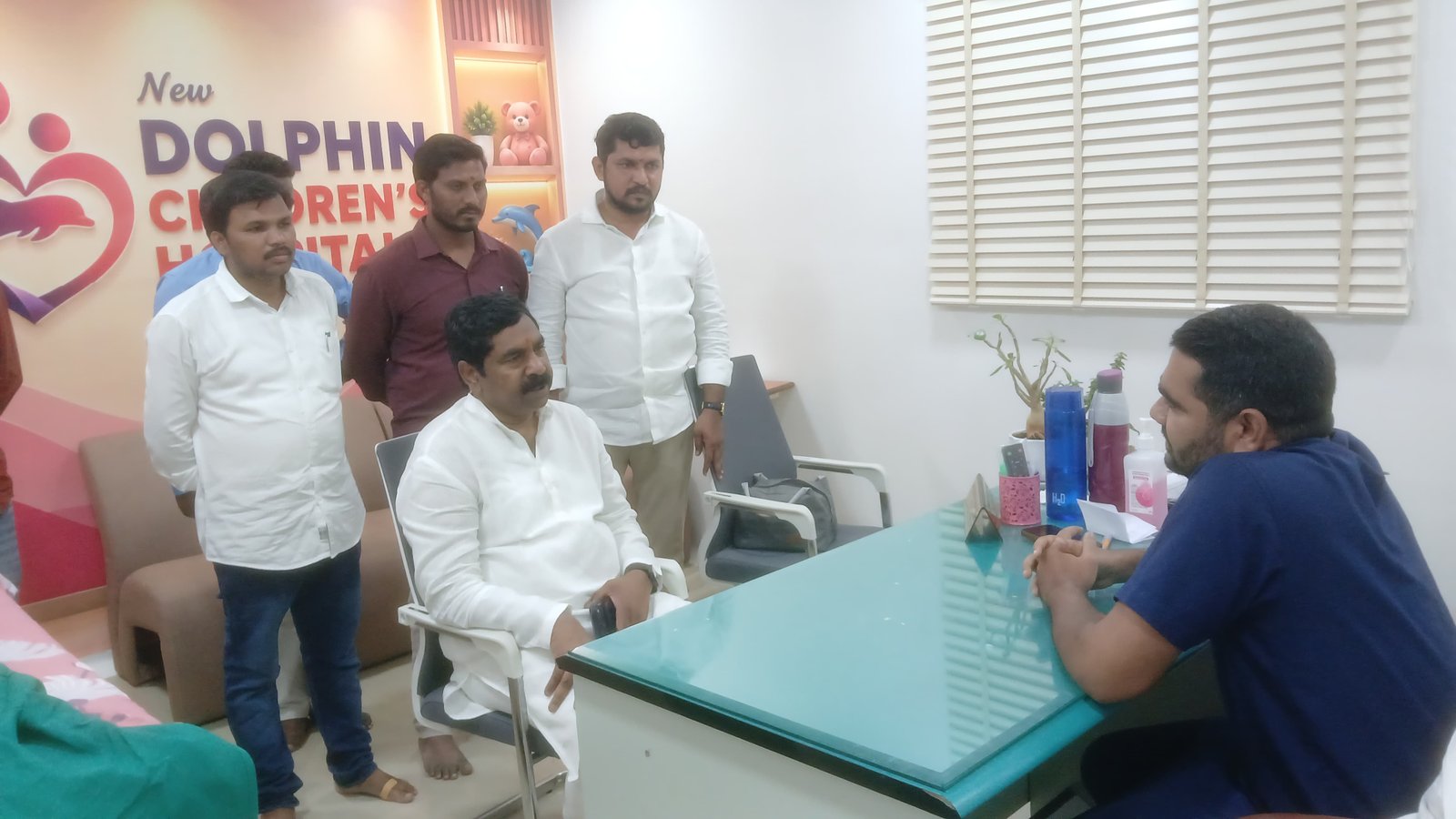 నేనున్నాను.. భయపడొద్దు..!