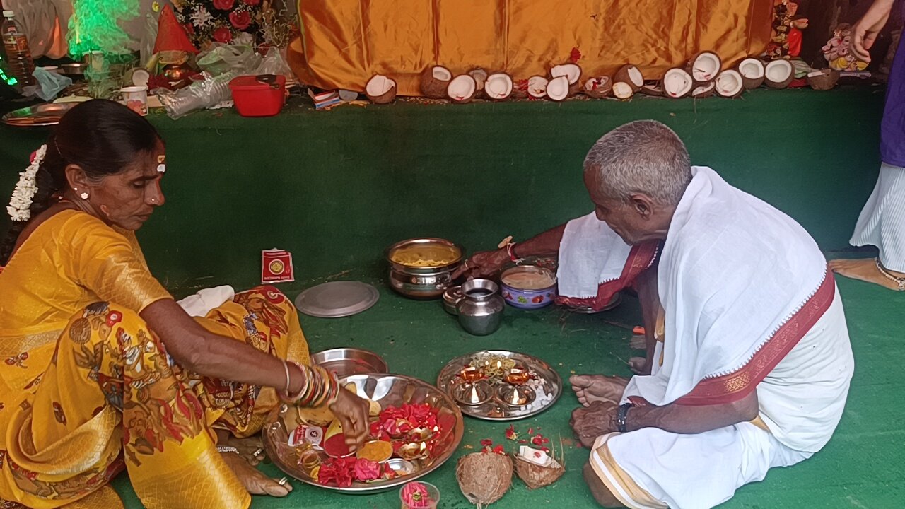 వినాయకుడి ఆశీస్సులతో సుఖసంతోషాలు కలగాలి: ఎస్సై సాయిబాబు  - Additional Image